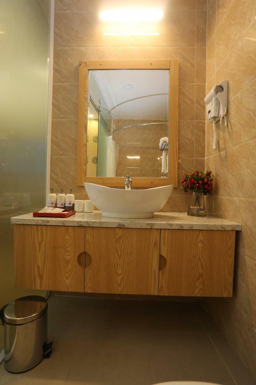 Thuy Sakura Hotel & Serviced Apartment Ho Či Minovo Město Exteriér fotografie